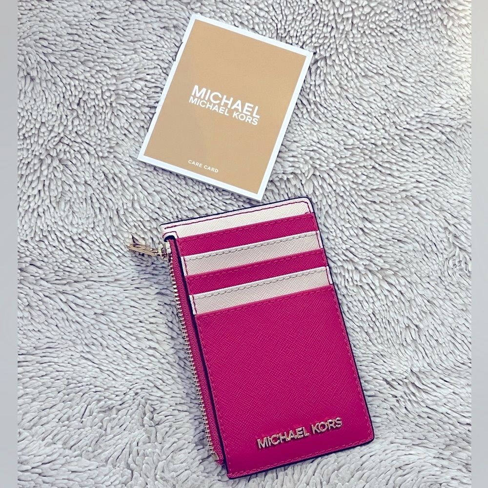 MICHAEL KORS Jet Set Travel Top Zip Leather Card Case Wallet electric pink cream